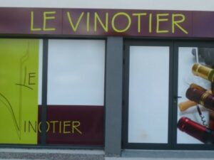Dédicaces de Sophie Herrault chez Le vinotier - caviste