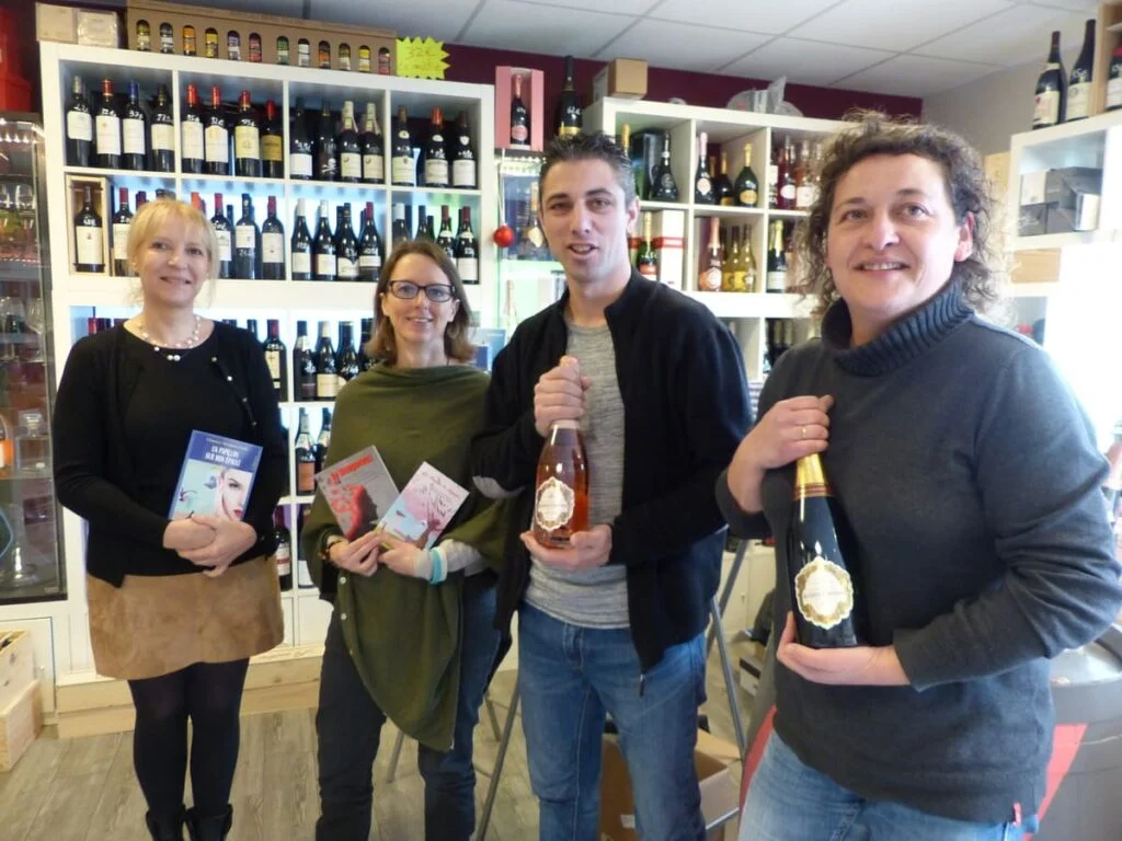 Séance de dédicace avec Sophie Herrault et Fabien Bourdenay, caviste du magasin "Le Vinotier" (17.12.2017)