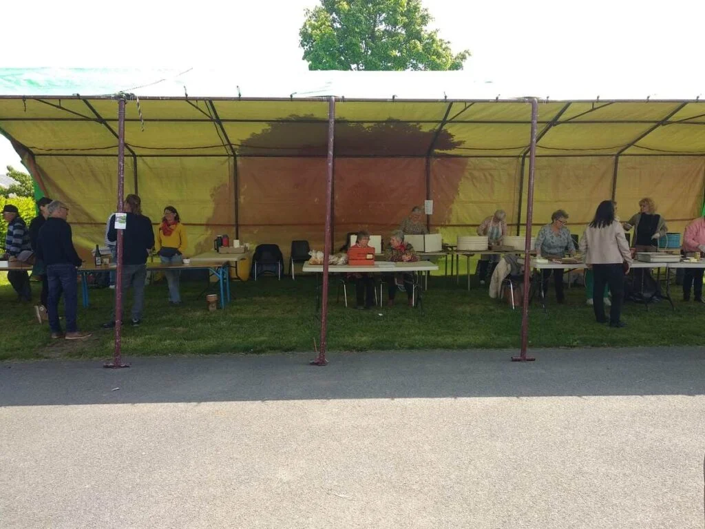 Stand de crêpes et boissons du salon du livre Sion 2023
